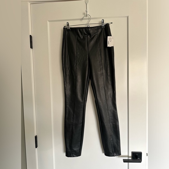 Chloe pleather pants. New with tags XS - Picture 1 of 3